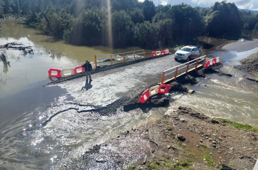  Colapsa puente en nueva ruta entre Toltén y Pitrufquen por fuertes lluvias