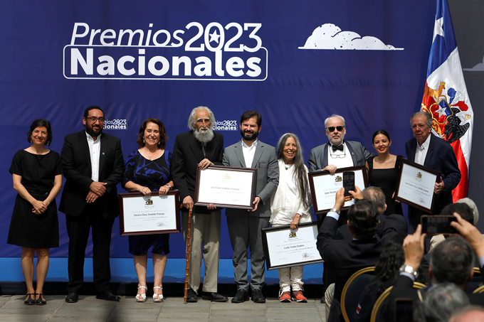  En ceremonia de Premios Nacionales 2023, Presidente Gabriel Boric anuncia proyecto para que galardón de Literatura se entregue todos los años