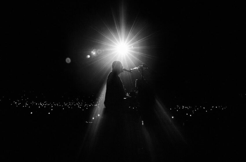  BILLY JOEL presenta su primer single en décadas “TURN THE LIGHTS BACK ON”