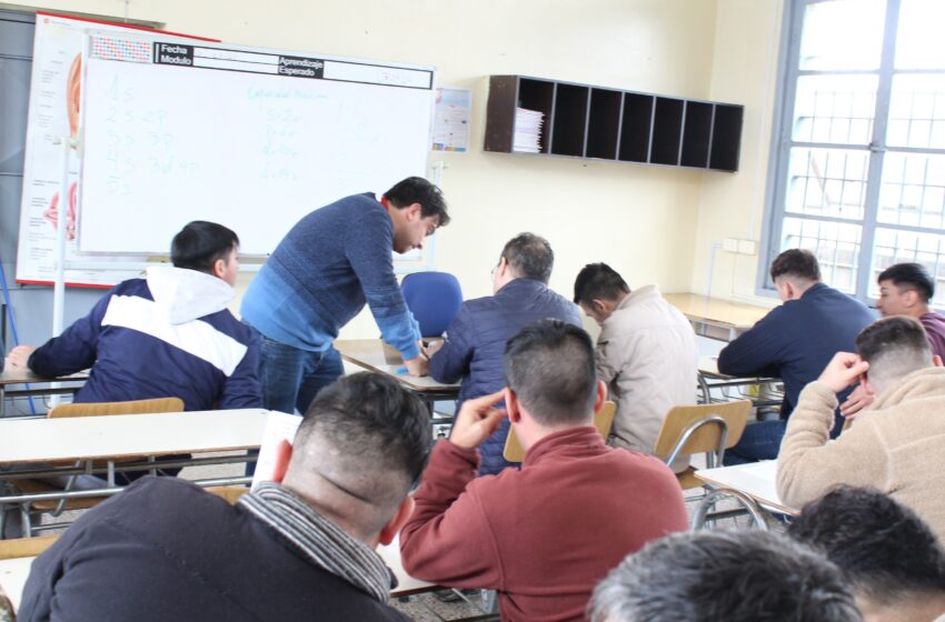  Cerca de 650 internos e internas cursan estudios en unidades penales de la Araucanía
