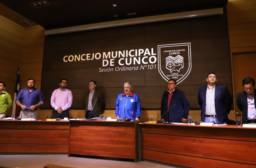  ¡No estaba muerto!: Alfonso Coke reaparece para presidir concejo municipal de Cunco